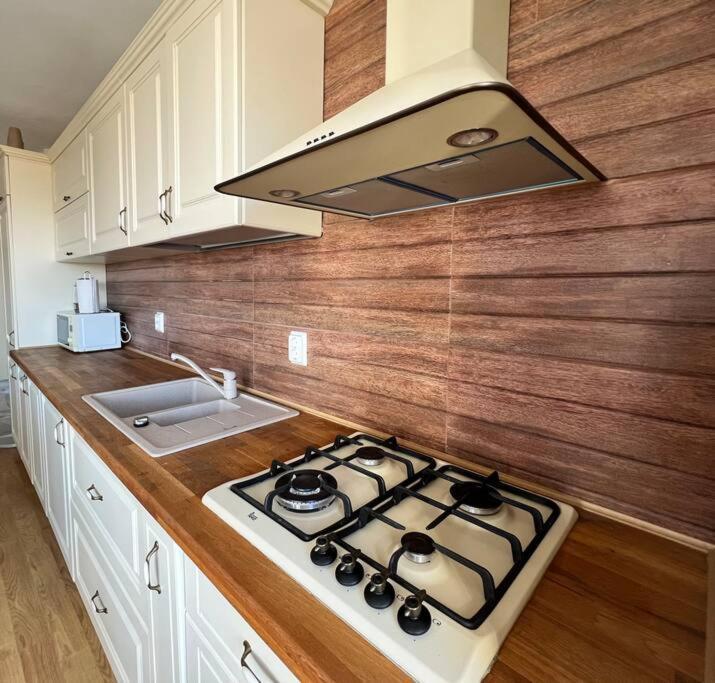 Central Apartment With Panoramic View Braşov Exterior foto